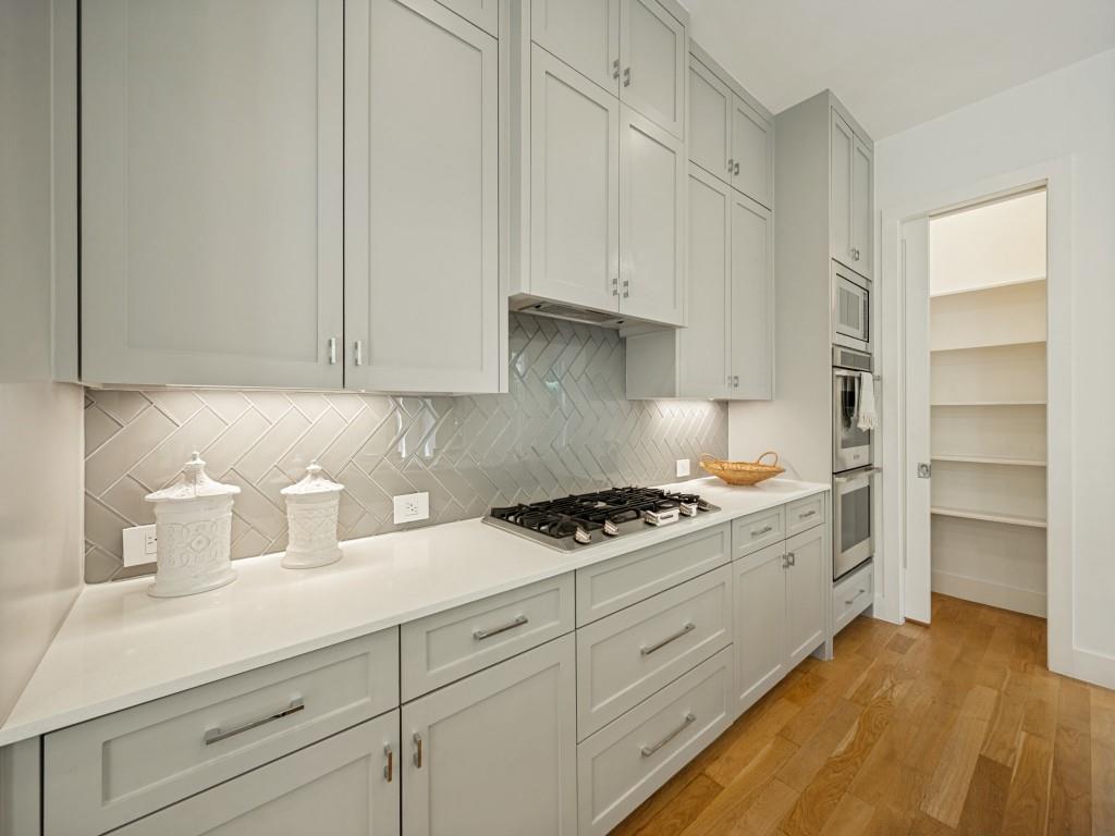 Lafoy Place - Residential