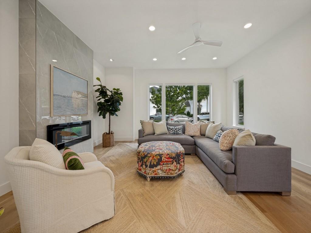 Lafoy Place - Residential