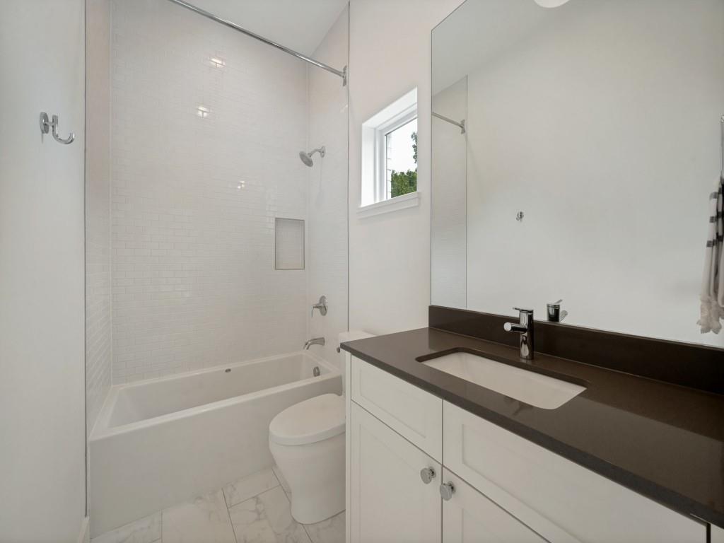 Lafoy Place - Residential