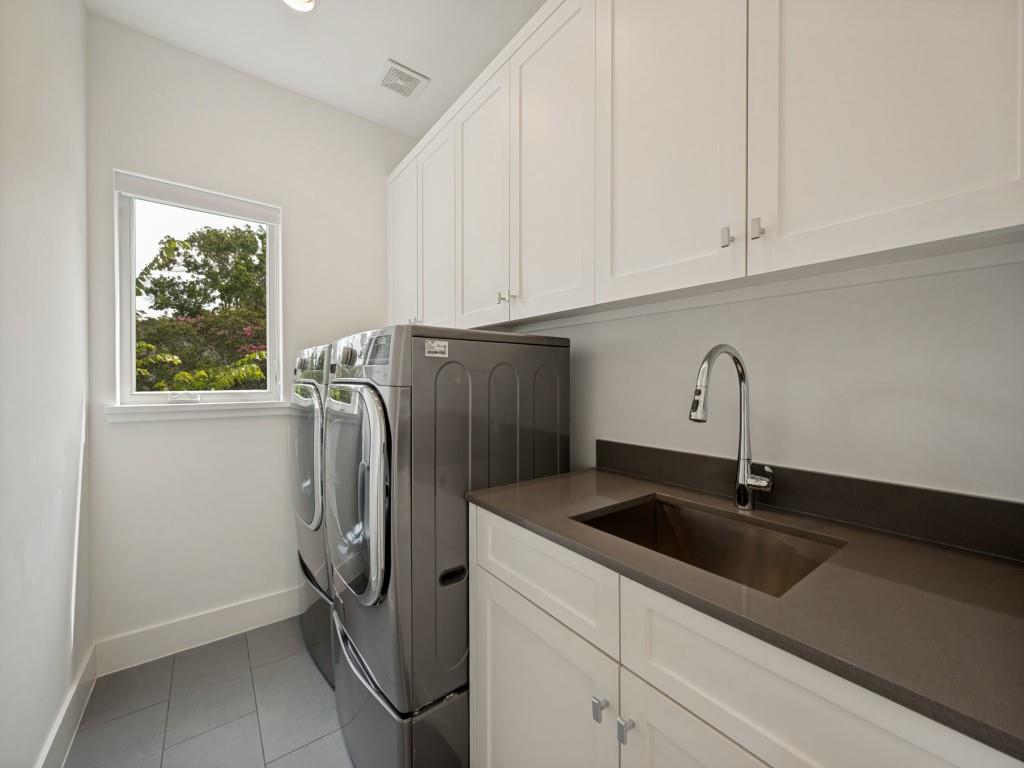 Lafoy Place - Residential