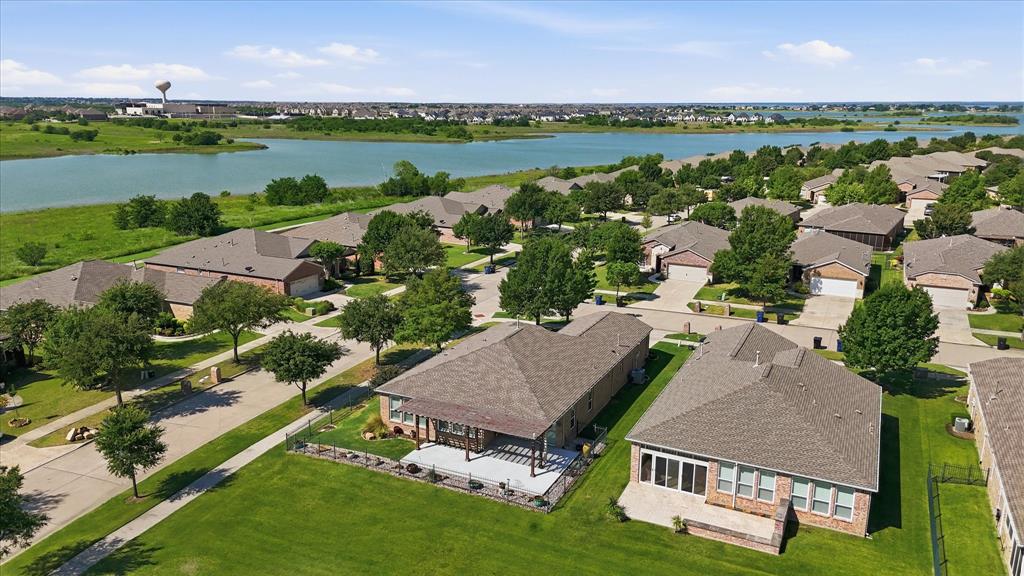 Frisco Lakes By Del Webb Villa - Residential