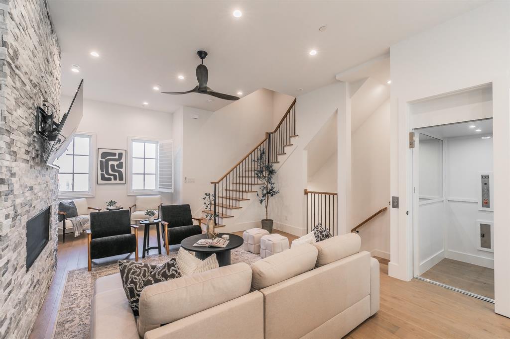 Westlake Entrada - Residential