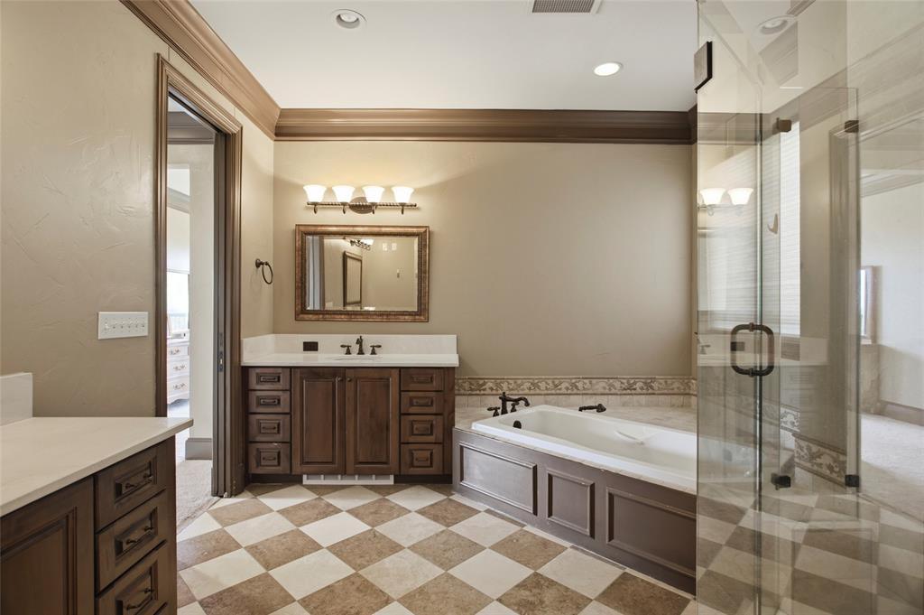 Villa de Leon Condo - Residential