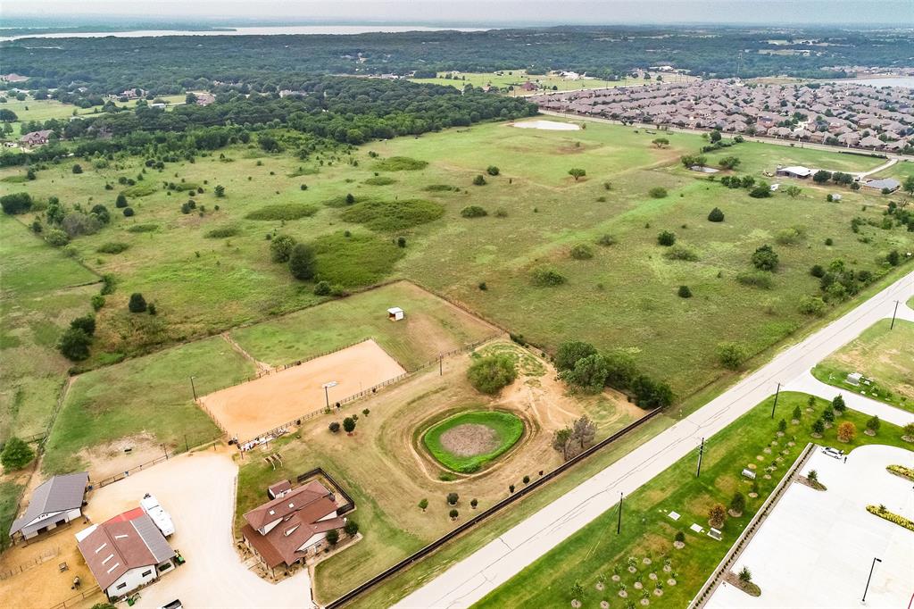 Four W Denton - Land