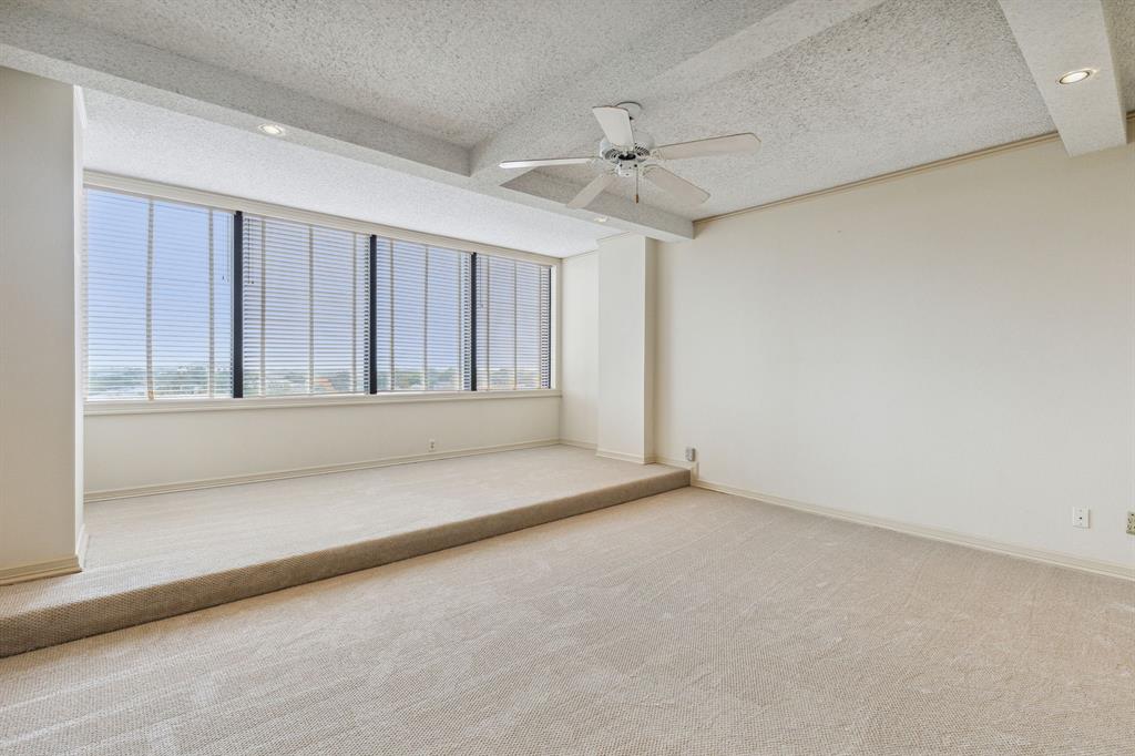 BONAVENTURE CONDOS - Residential