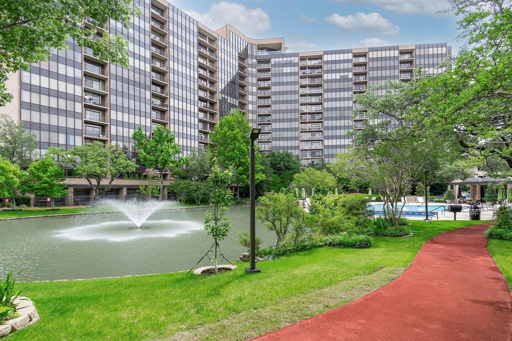 BONAVENTURE CONDOS - Residential