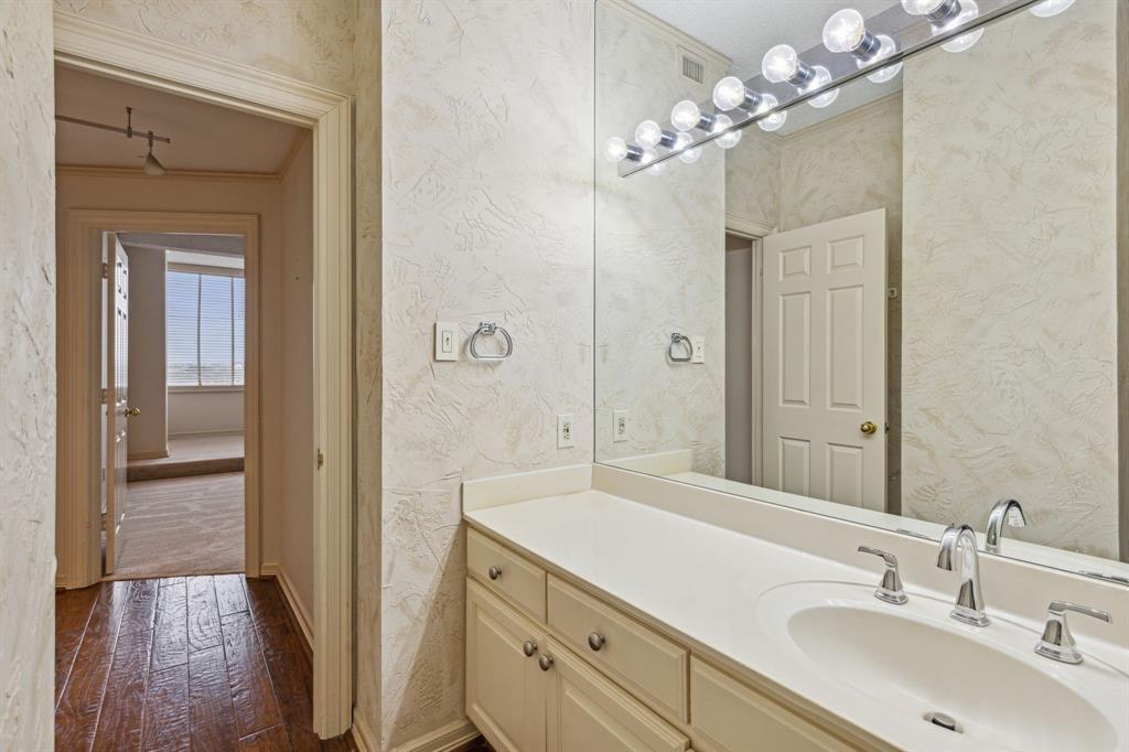 BONAVENTURE CONDOS - Residential