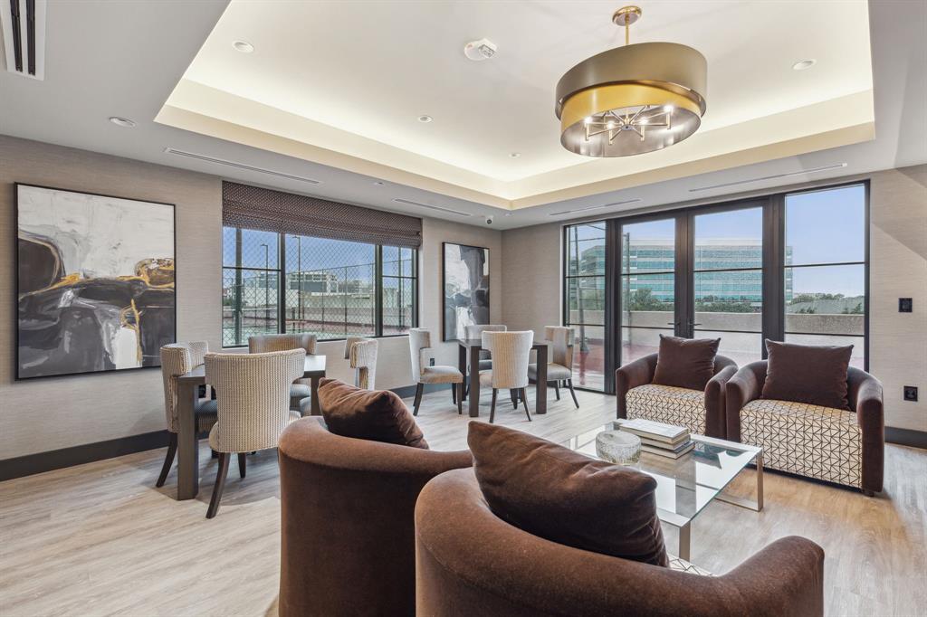 BONAVENTURE CONDOS - Residential
