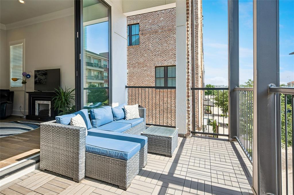 Addison Grove - Residential
