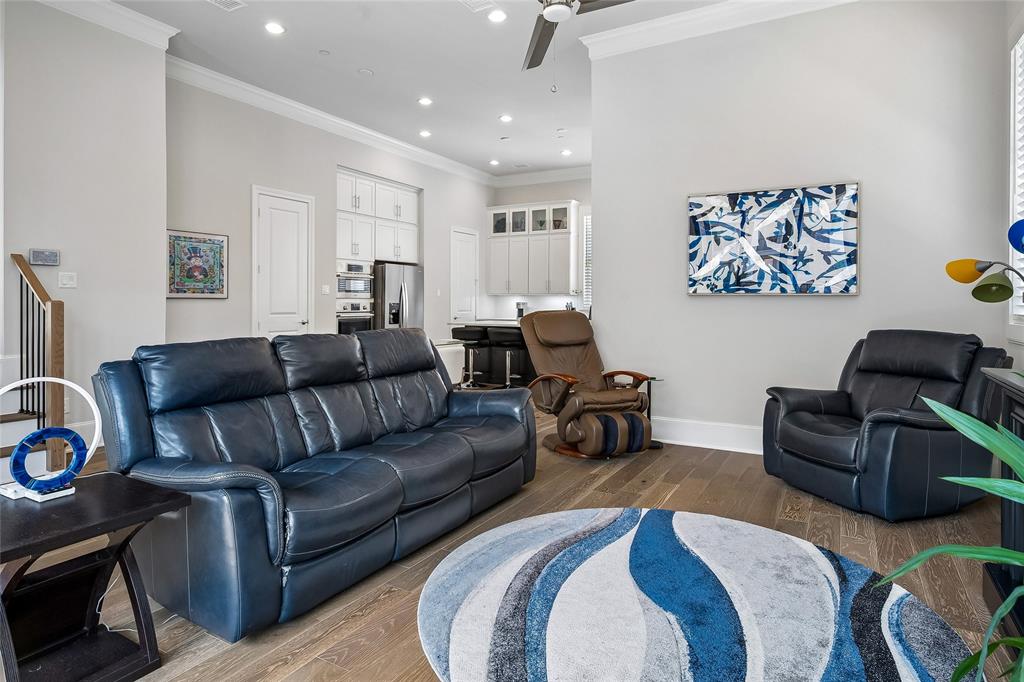 Addison Grove - Residential