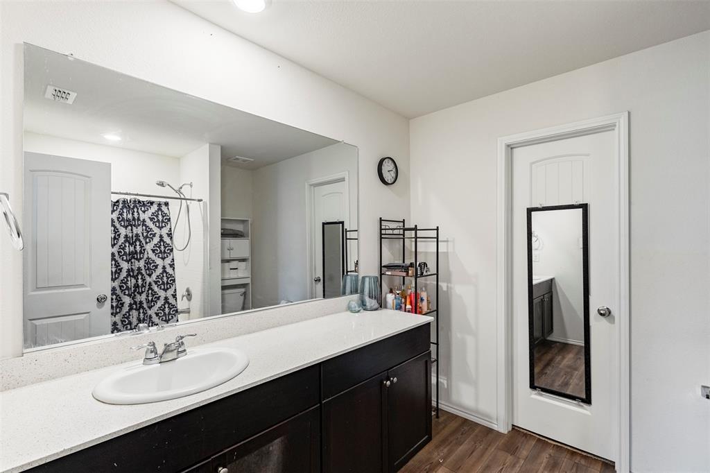Primrose Xing Ph 4 - Residential