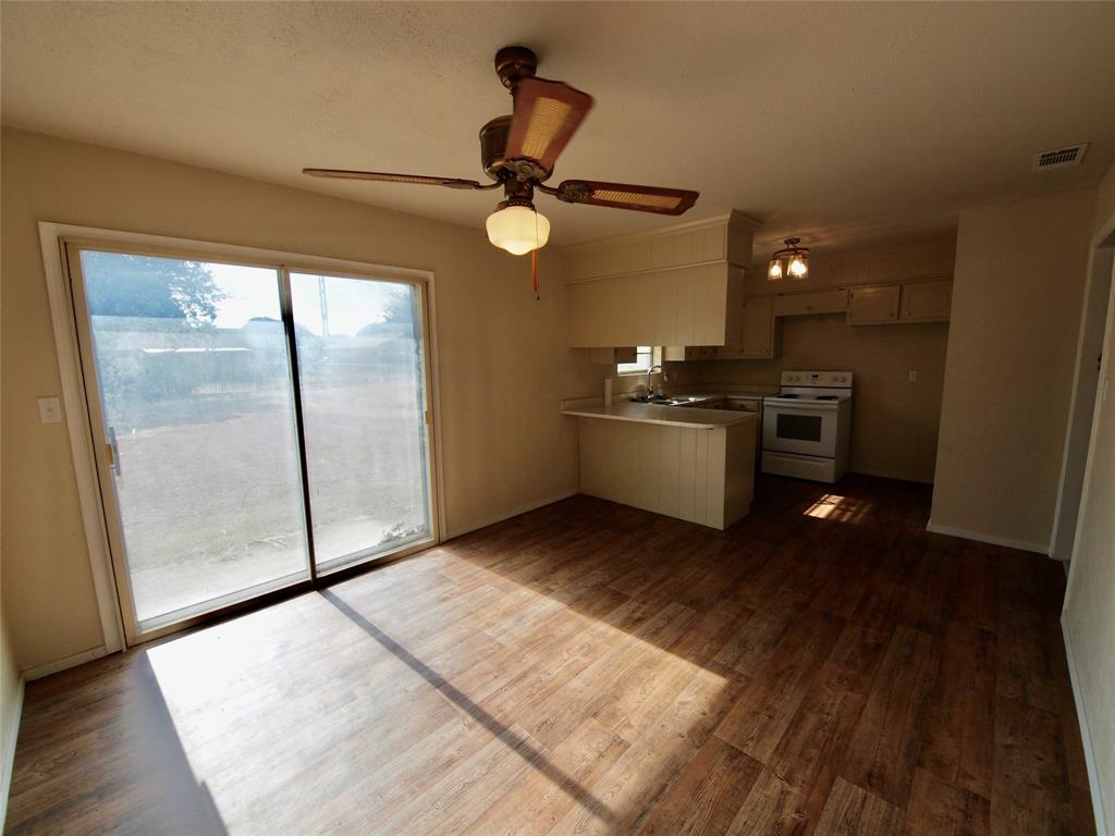 Candlestick - Residential
