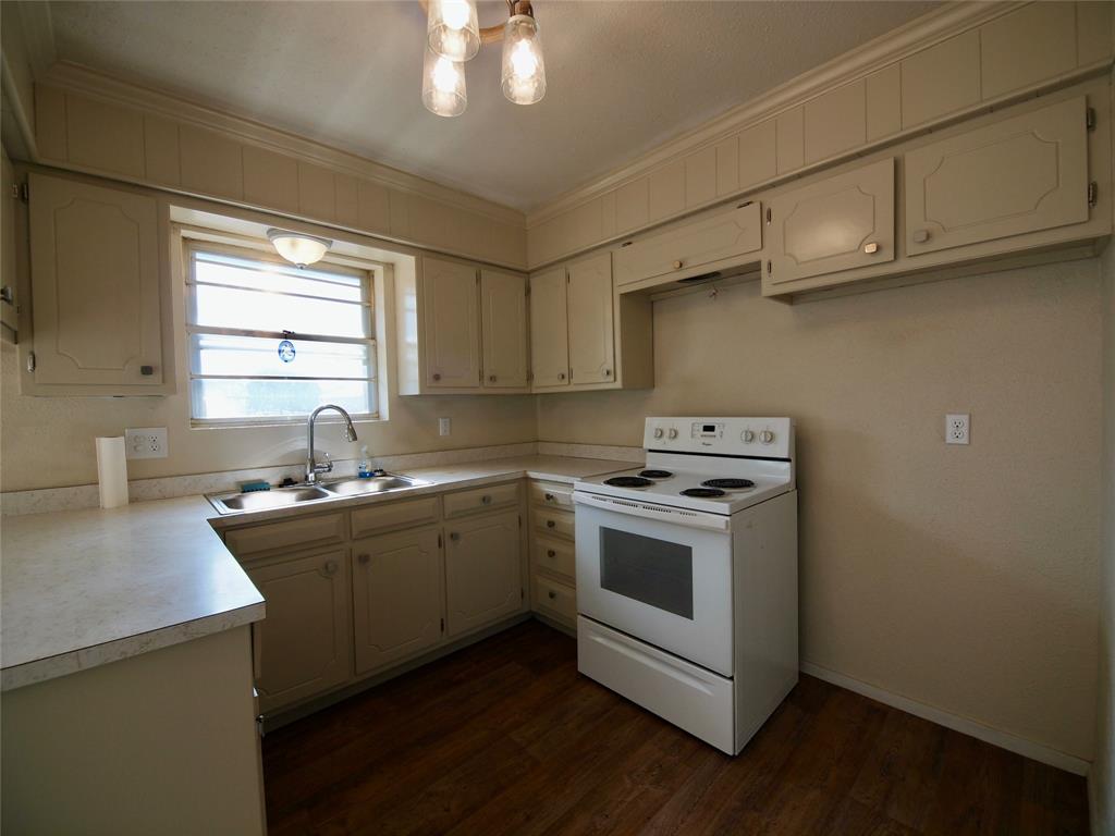 Candlestick - Residential