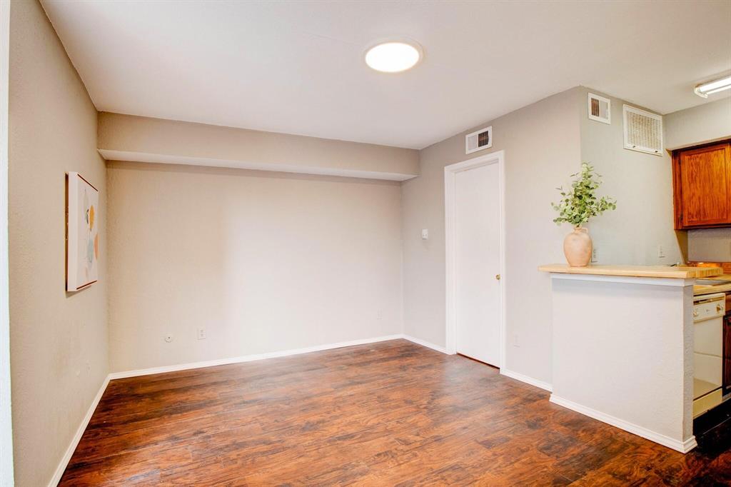 Richland Trace Condos - Residential