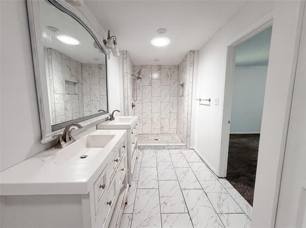 Benbrook Lakeside Add - Residential