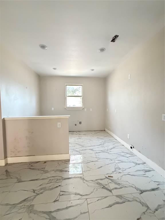 not sure - Residential