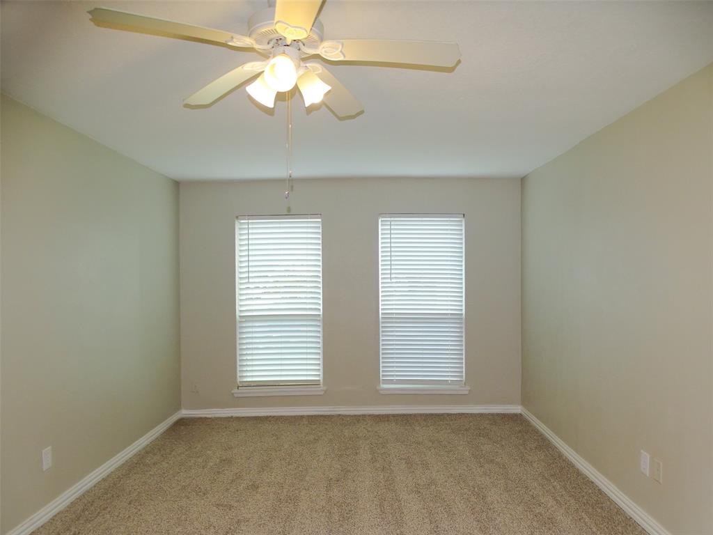 Condo Country Creek - Residential