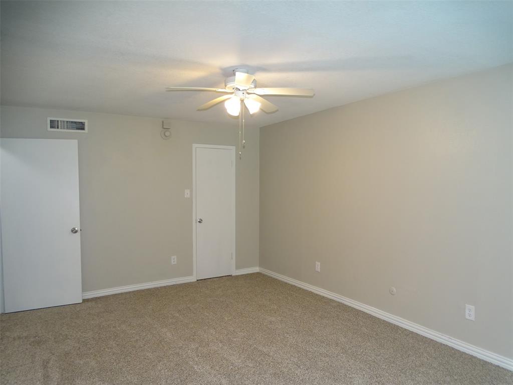 Condo Country Creek - Residential