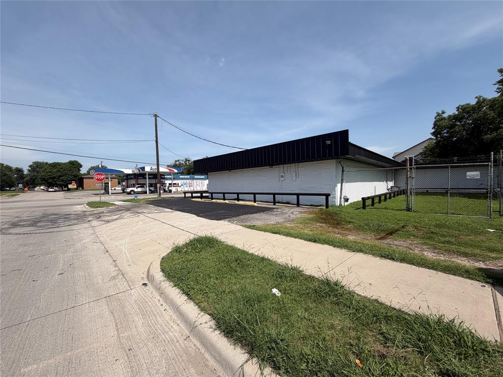 NA - Commercial Sale