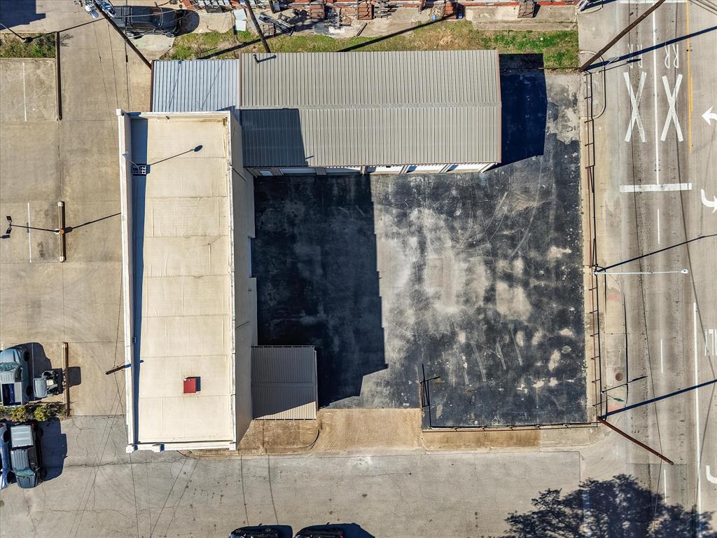 Corsicana - Commercial Sale