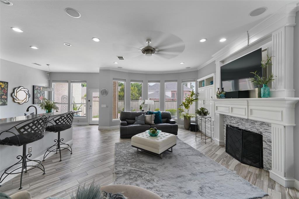 The Lakes On Legacy Drive Ph I - Residential