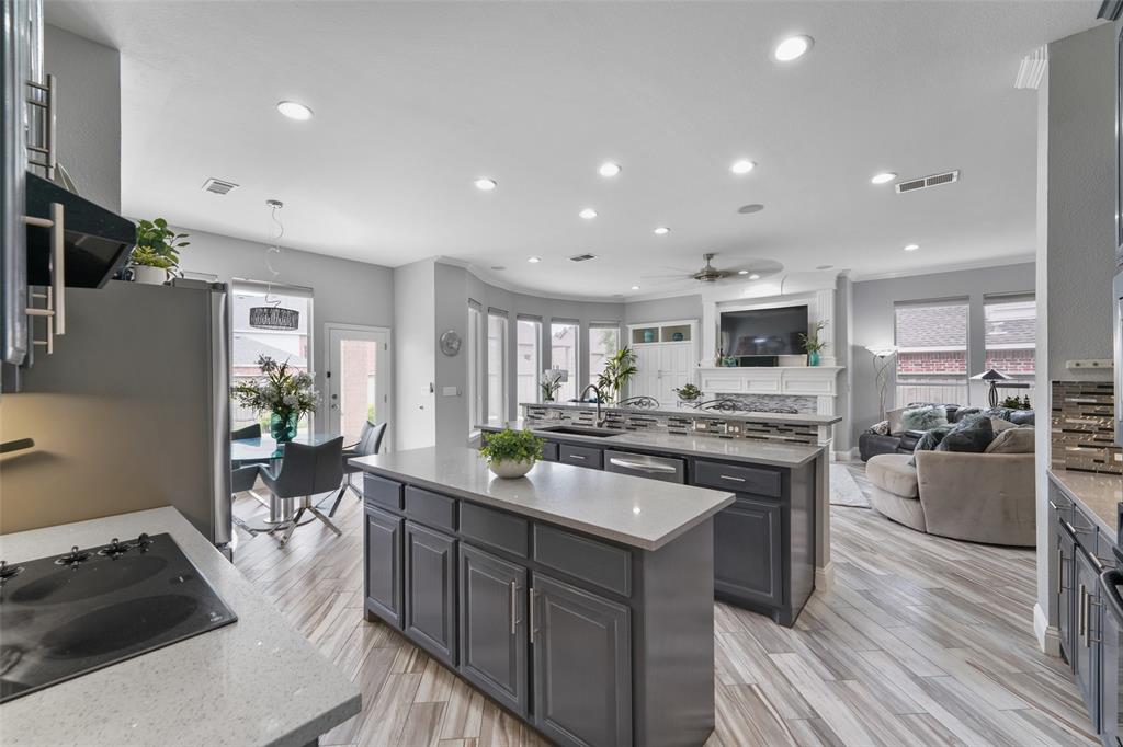 The Lakes On Legacy Drive Ph I - Residential