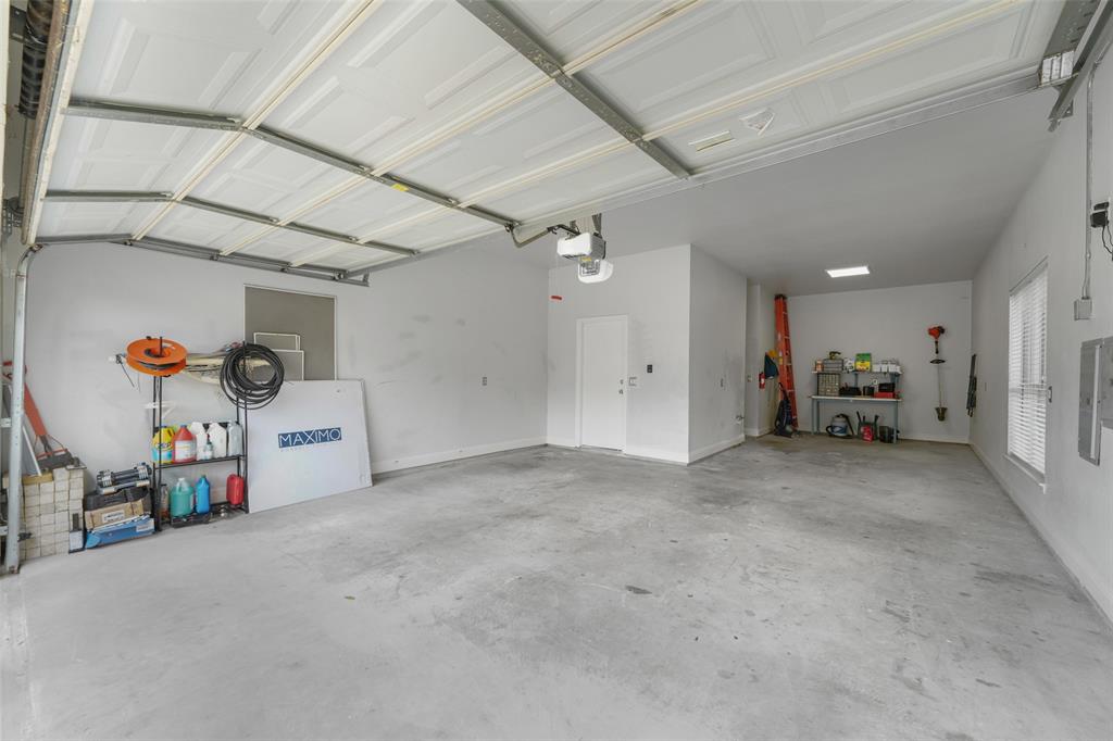 The Lakes On Legacy Drive Ph I - Residential