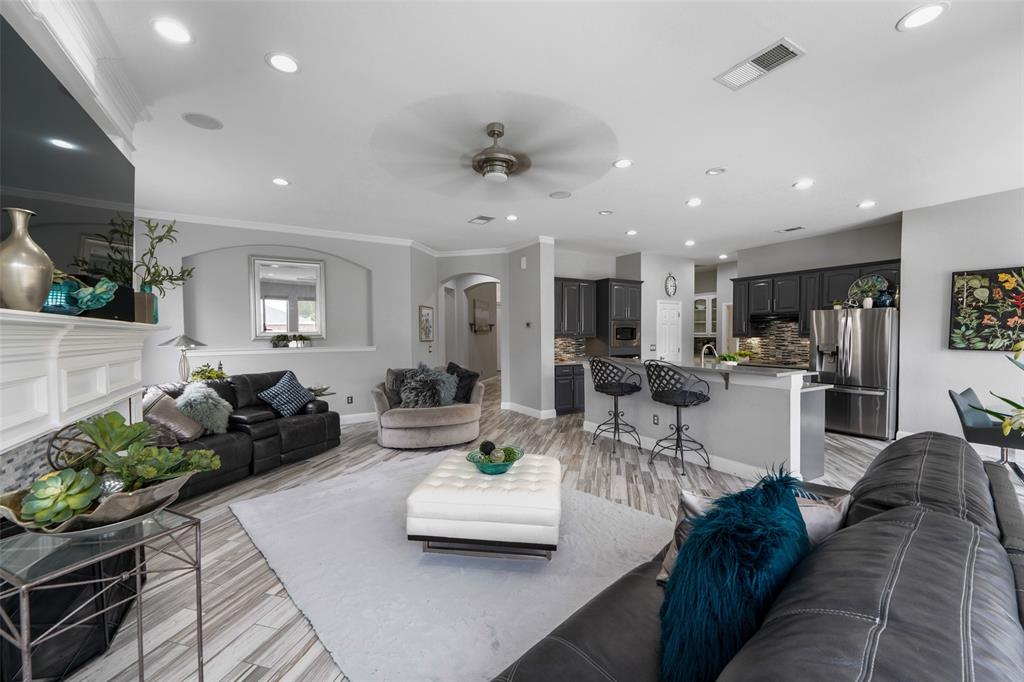 The Lakes On Legacy Drive Ph I - Residential