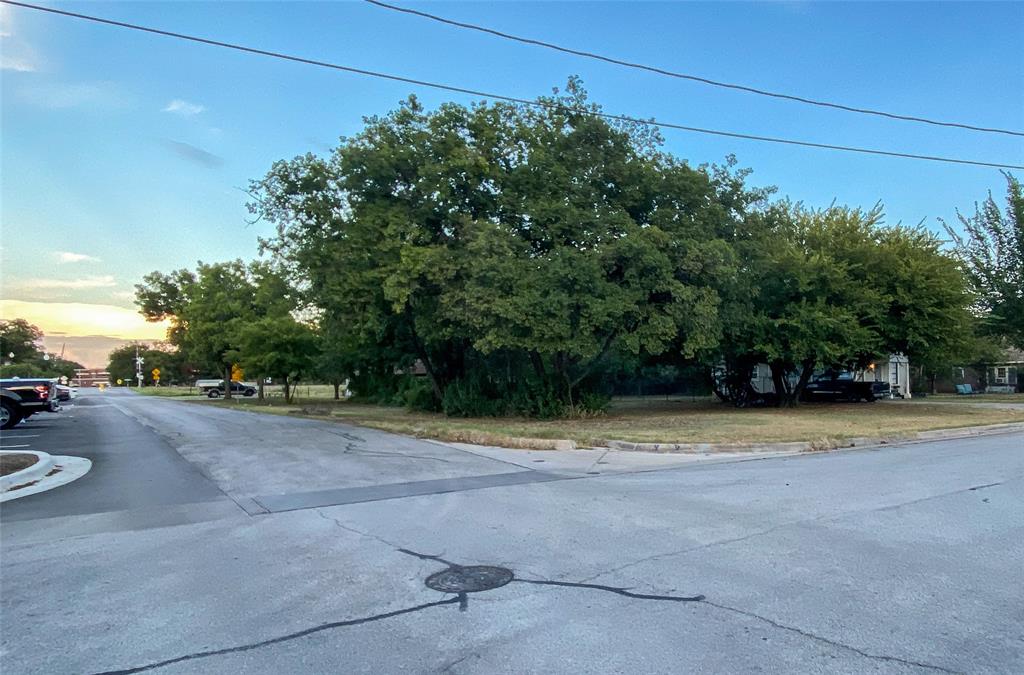 Burleson Add - Land