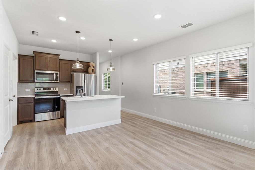 Lake Park Villas Ph 1 - Residential