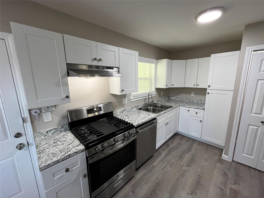 Rollingwood Hills - Residential Lease