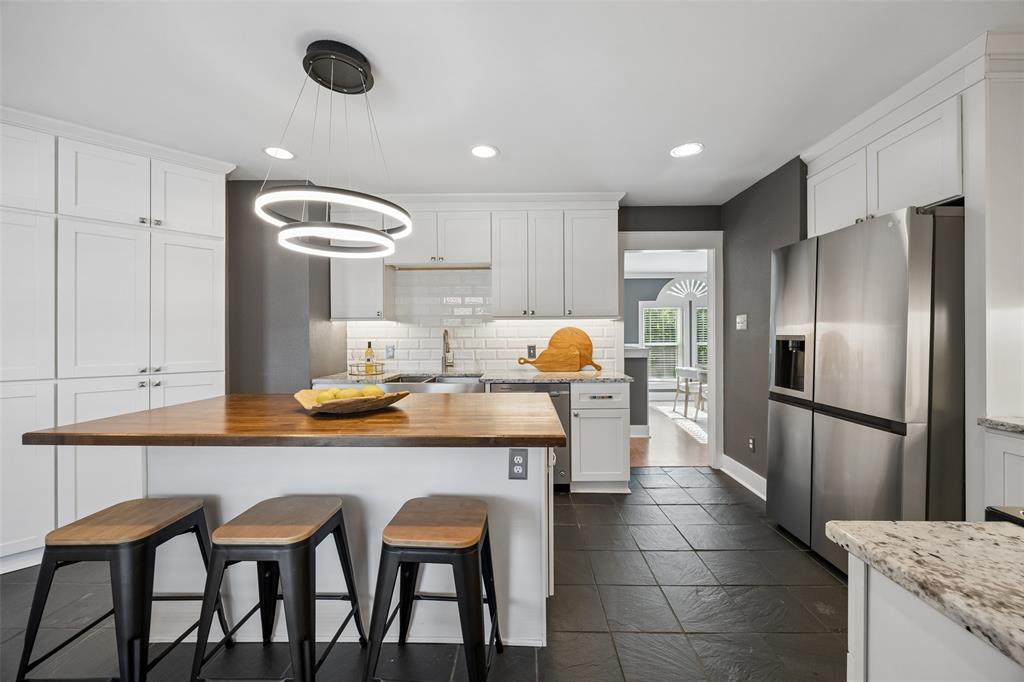 Lakecrest 05 - Residential