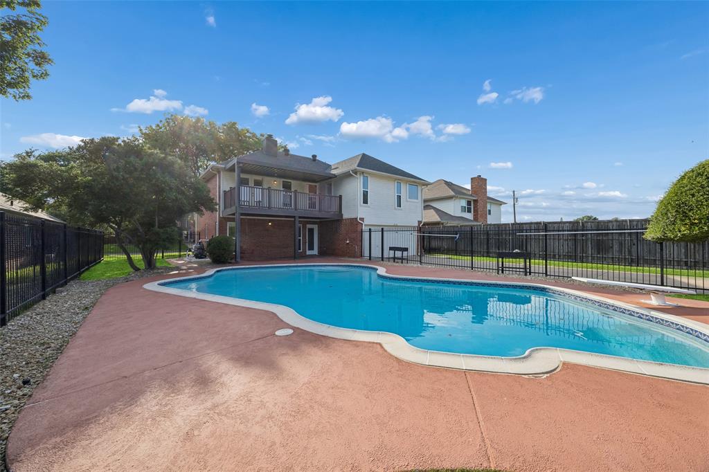 Lakecrest 05 - Residential