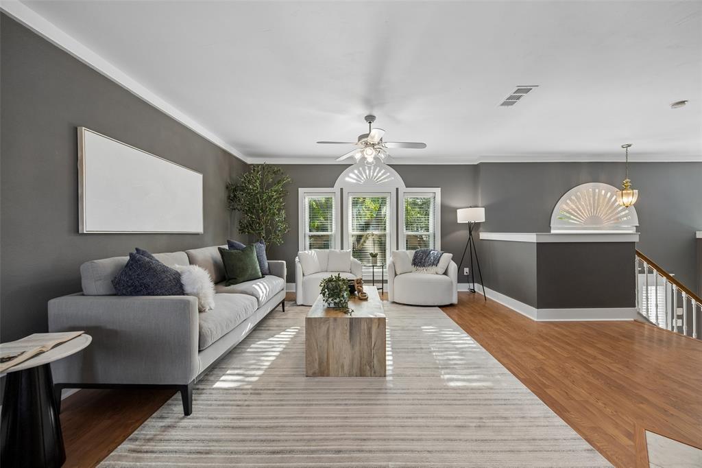 Lakecrest 05 - Residential
