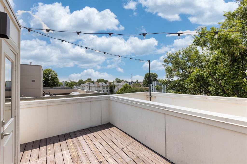 Fitzhugh Condos - Residential
