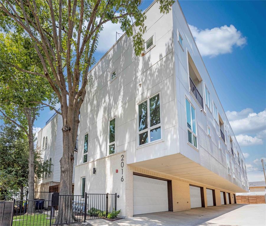 Fitzhugh Condos - Residential
