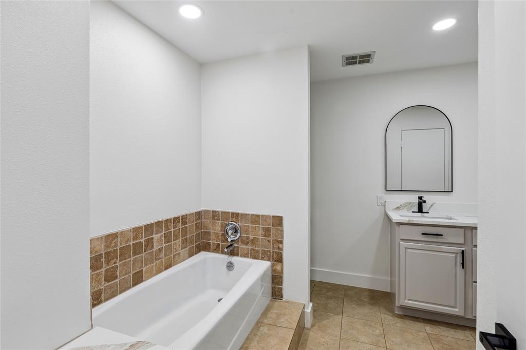 Diamond Loch Add - Residential
