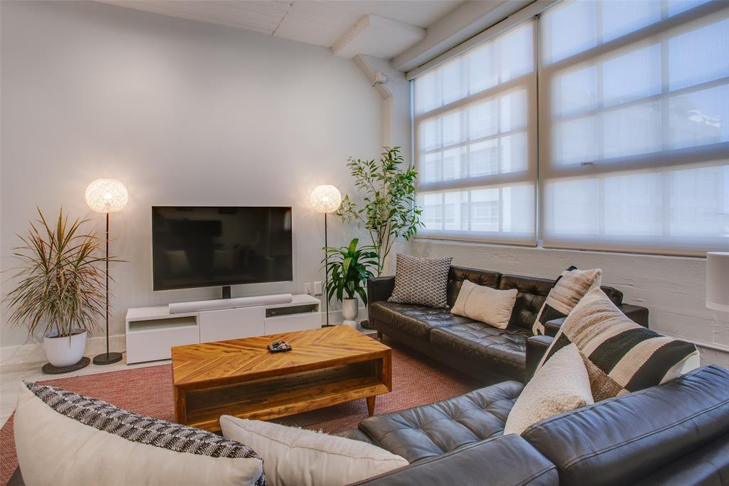 One Montgomery Plaza Residence Condo - Residential