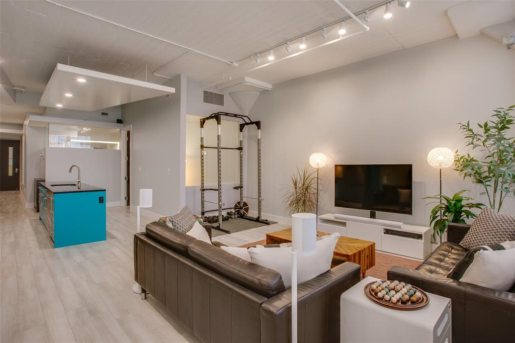One Montgomery Plaza Residence Condo - Residential