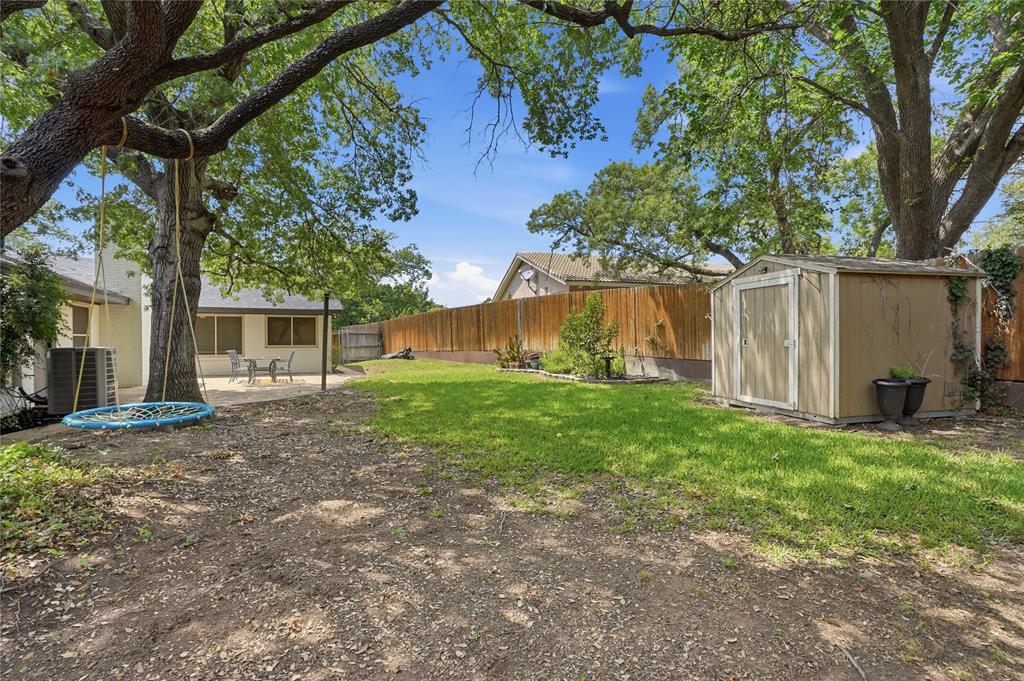 Lake Country Estates Add - Residential