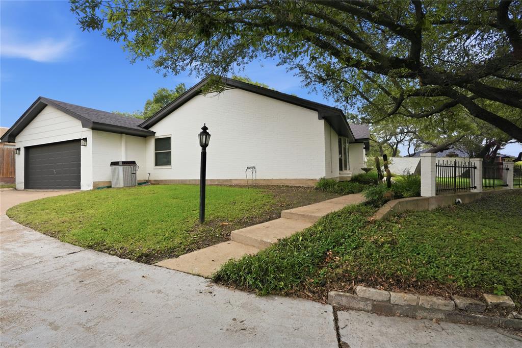 Lake Country Estates Add - Residential
