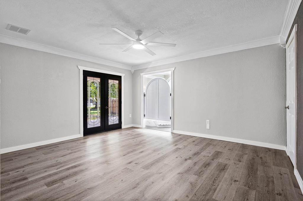 Whispering Oaks - Residential