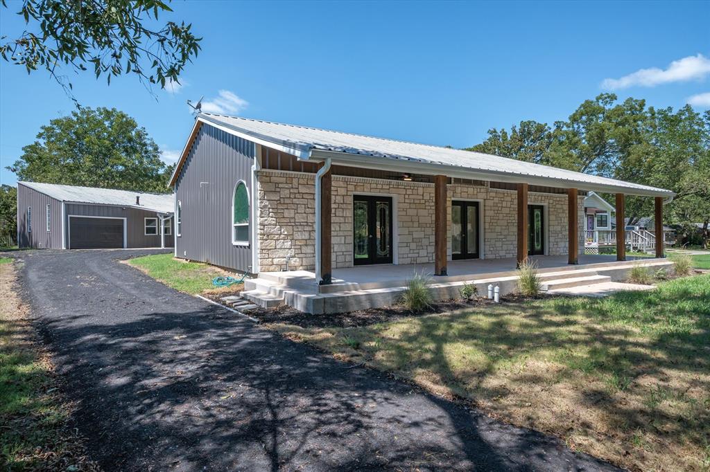 Whispering Oaks - Residential