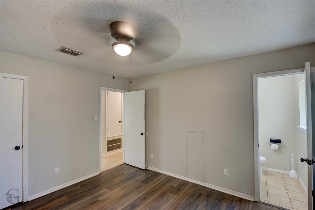 Swan Lake - Residential