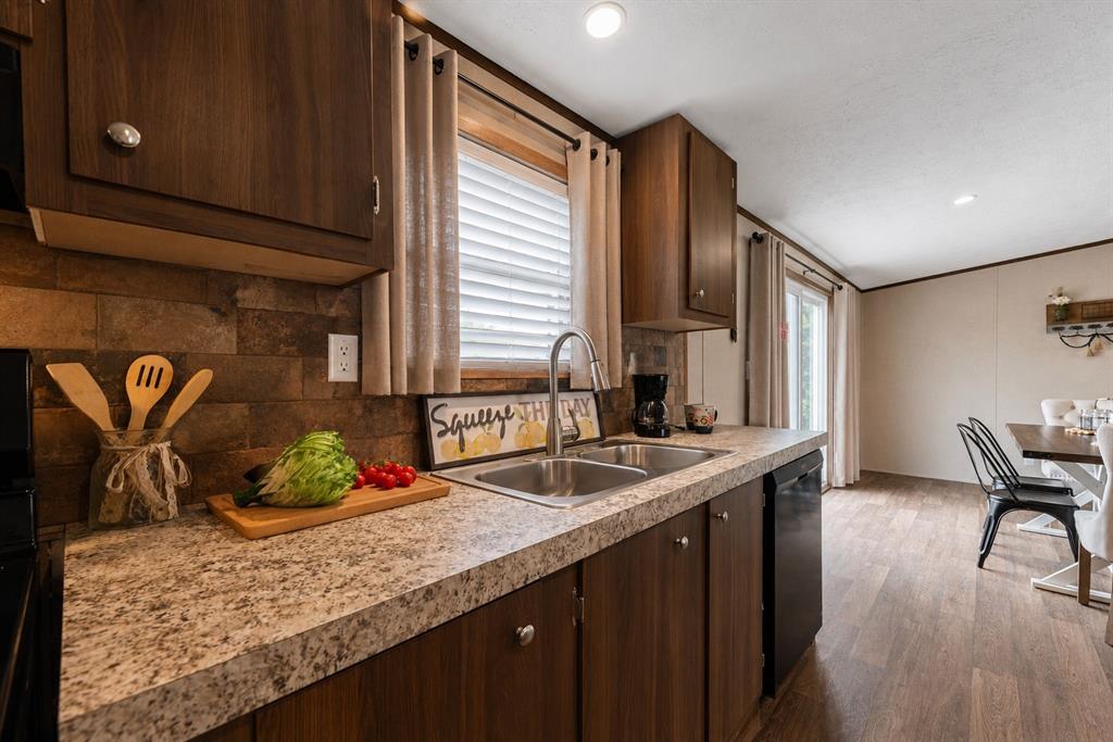Runaway Bay Unit 7A - Residential