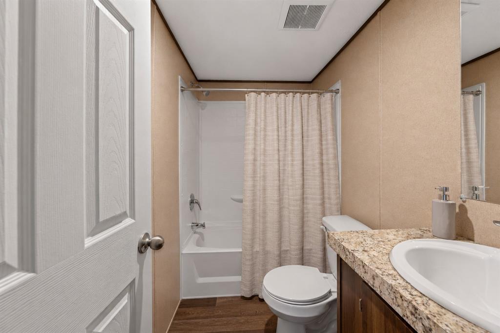 Runaway Bay Unit 7A - Residential