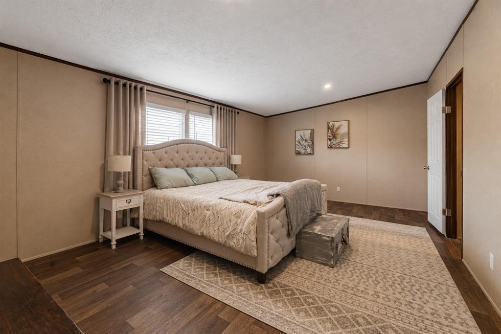 Runaway Bay Unit 7A - Residential
