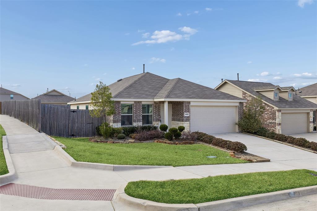 Primrose Xing Ph 5 - Residential