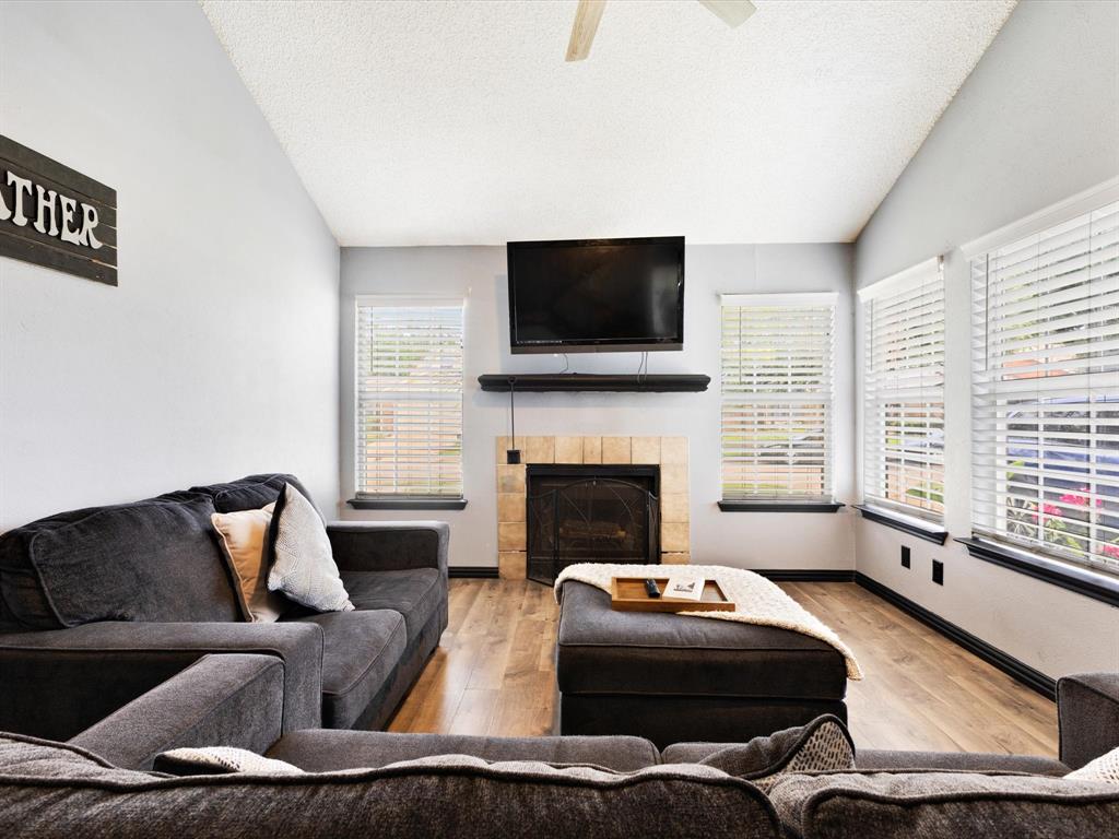 Huntington Village Add - Residential