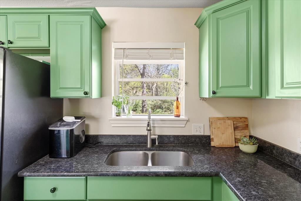 Sequoia Park - Residential